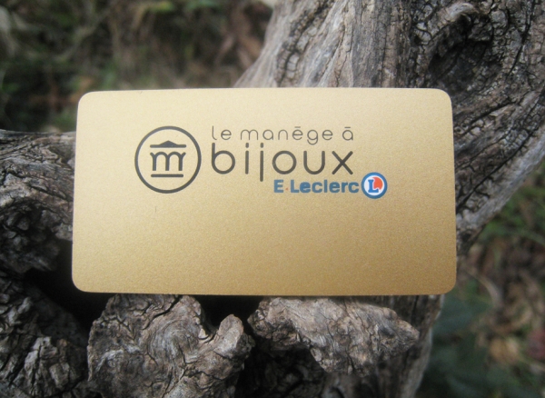 Badge en métal